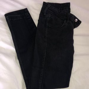 Low-waist Skinny Black Jeans